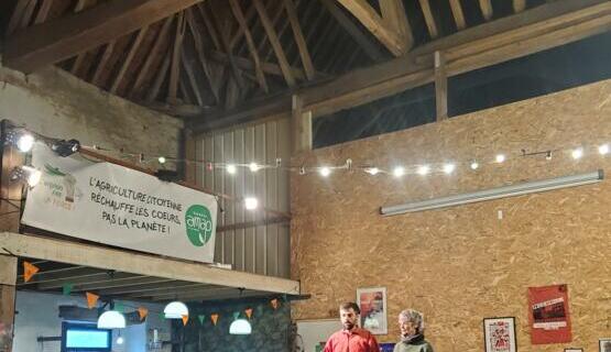 Terminer la journée avec la troupe Quelqu'unS Terminer la journée avec la troupe Quelqu'unS